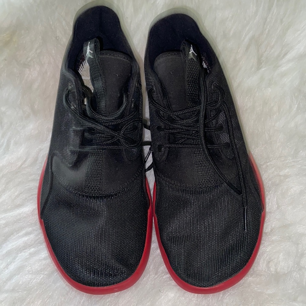 Jordan Eclipse Youth Size 7Y